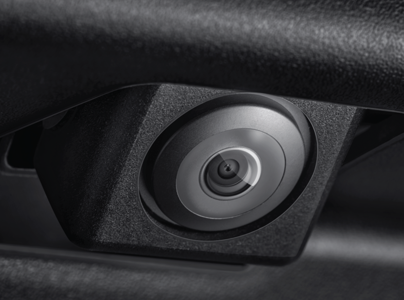 Rear View Camera & Parking Assistance - Suzuki Jimny 5-Door